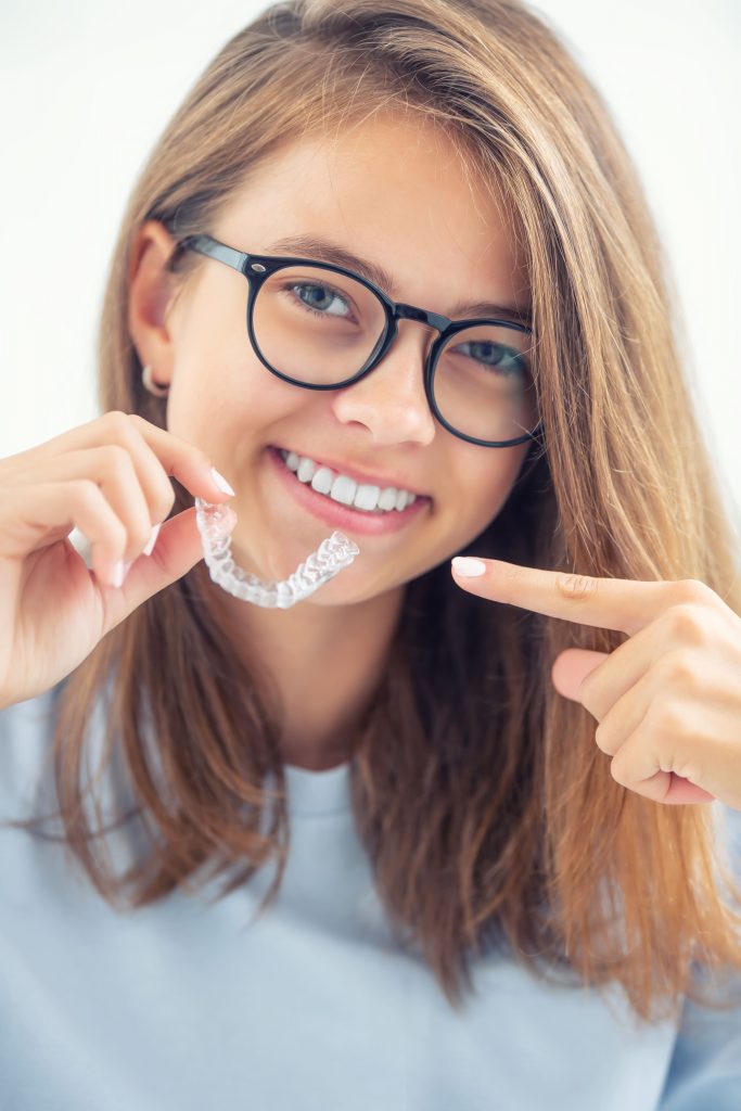 Invisible dental aligner in Panama